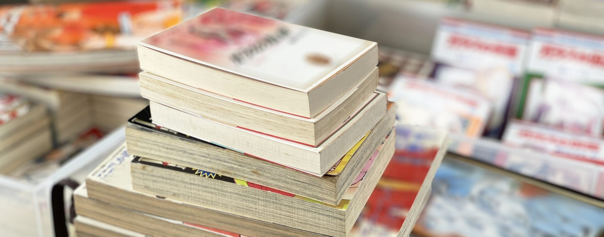 レンタで電子書籍をすぐ読むイメージ。購入せずにレンタル方式で作品を選び、その場で閲覧できる流れを表現したトップ画像