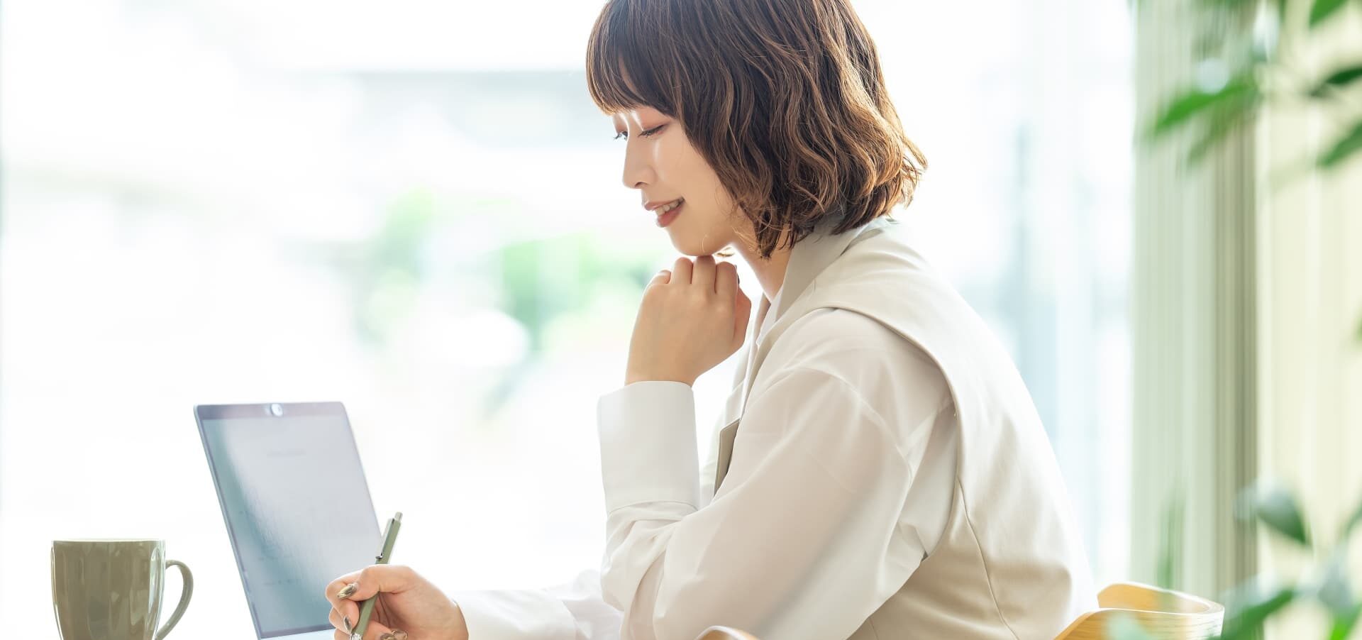 レンタで電子書籍をすぐ読める初心者向けの料金や使い方を示すイメージ